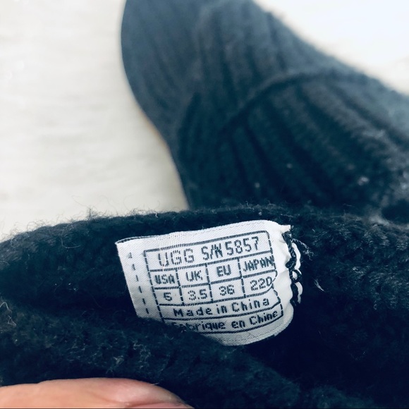 UGG AUSTRALIA WOMEN’S KNIT BOOTS.SIZE 6 - Picture 9 of 9